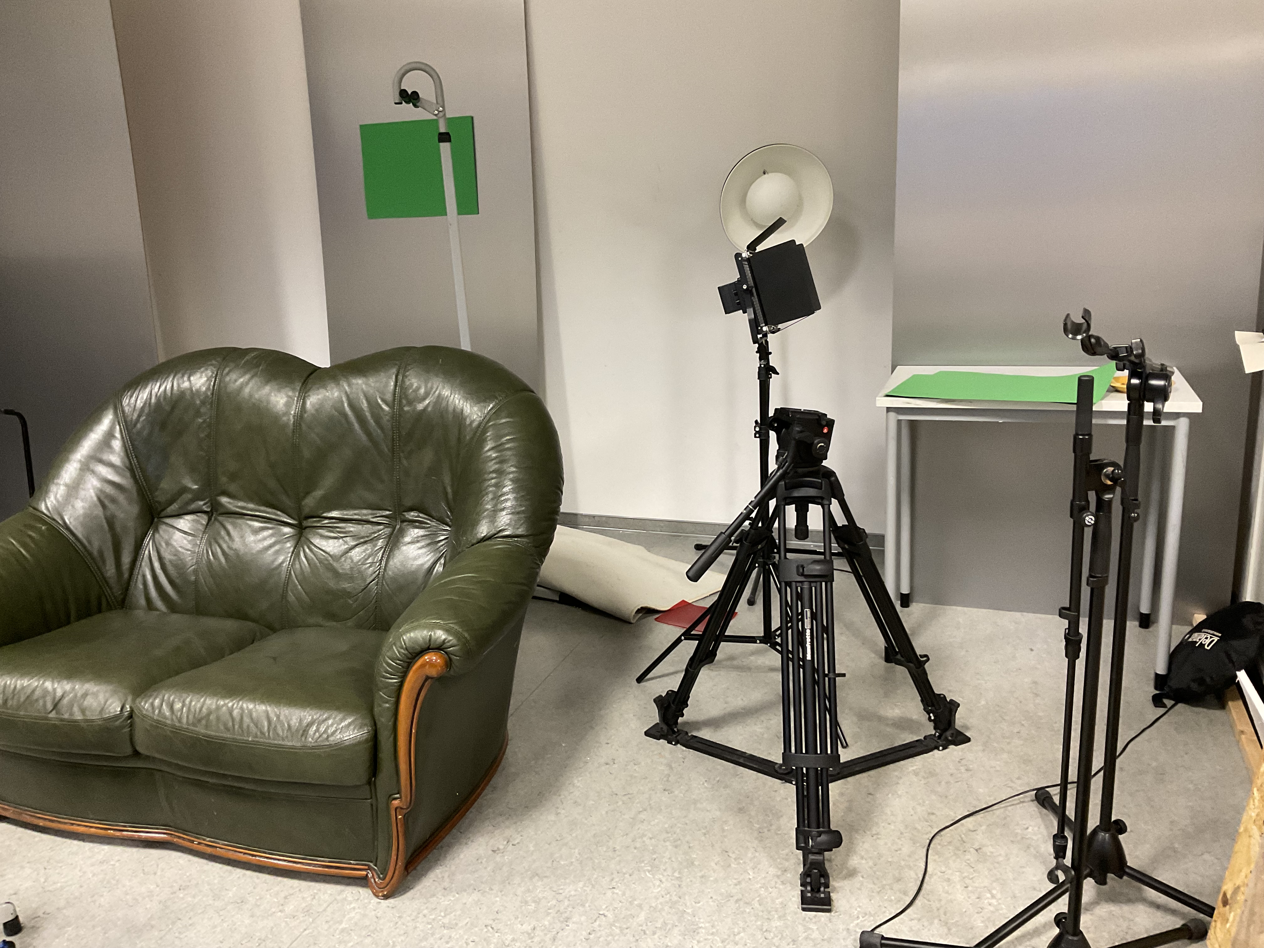 Medienwerkstatt mit greenscreen-Flächen Medienwerkstatt mit greenscreen-Flächen