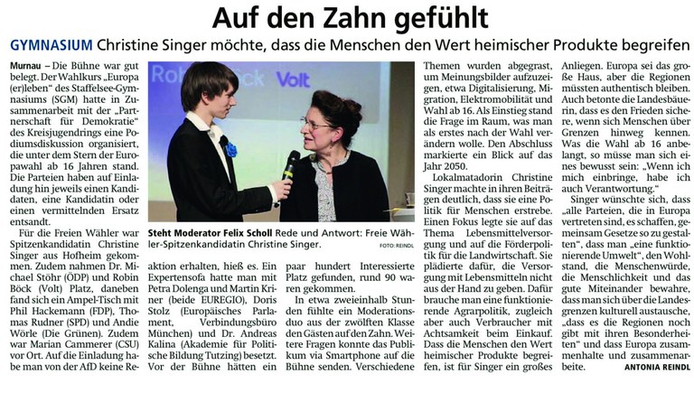 13_Podiumsdiskussion_16.04..jpg